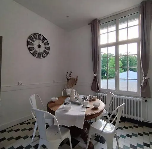 Domaine De Beaucamp Chatelraould-Saint-Louvent